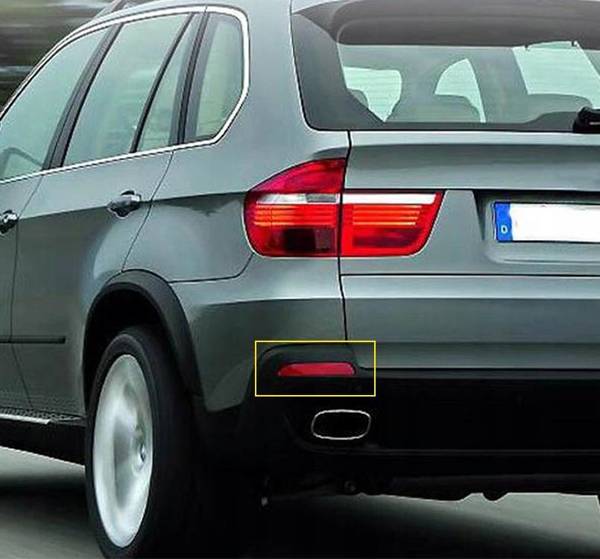 Światło odblaskowe czerwone BMW X5 E70 lewy tył